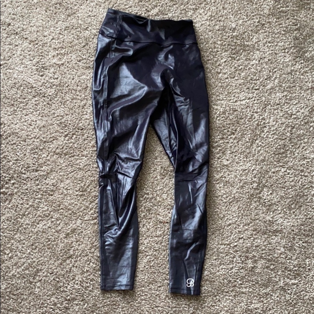 BOMBSHELL SPORTSWEAR